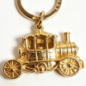 Porte-clés vintage en forme de train à vapeur doré, en alliage de zinc, forme 3D, fait main, souvenir, cadeau - Product Image 2