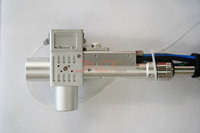 Nettoyeur laser haute performance 1000W avec roue triangulaire pour l'élimination de la rouille, de la peinture et des taches de moisissure en extérieur, conception à refroidissement par air