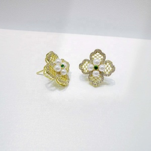 Prix usine, boucles d'oreilles clous délicates en argent 925 plaqué argent, motif trèfle, zircon, petites, hypoallergéniques, pour filles, collection été-printemps - Product Image 3