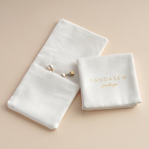 PandaSew Custom Logo Luxury Jewelry Packaging Bag <b>White</b> Suede <b>Envelope</b> Style Jewelry Pouch - Product Image 1