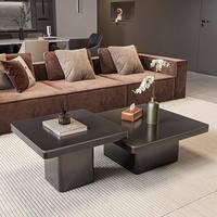 Table basse modulaire carrée durable de style italien, surface en dalle de pierre, pour petits appartements, style moderne minimaliste