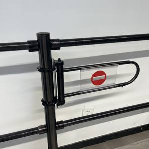 Barrière pivotante manuelle pour supermarché - Product Image 3