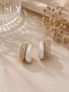 Orecchini Pendenti con Nappine Placcati in Oro con Cristalli e Strass, Gioielli da Festa per Donne - Product Image 3