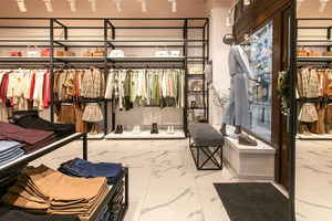 OFERTA ESPECIAL: Modernos Exhibidores de <span class=keywords><strong>Ropa</strong></span> Plegables de Madera Personalizados, <span class=keywords><strong>Grandes</strong></span>, de Pared, para Comercios Minoristas - Product Image 4