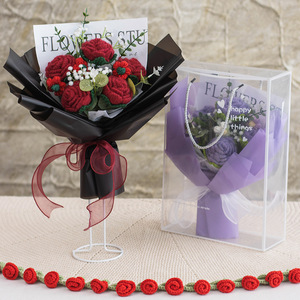 Bouquet di Rose Artificiali Lavorato a Mano all'Uncinetto in Lana Sintetica, Fiore Artificiale per San Valentino, Halloween, Laurea, Capodanno - Product Image 2