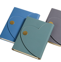 Carnet de voyage A5 en cuir à couverture souple en forme de cœur, avec logo gaufré cousu, couleur personnalisée et impression numérique – Idéal comme cadeau