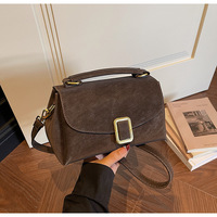 Nouveau sac à bandoulière tendance rétro de luxe léger haut de gamme pour femmes, sac carré mini polyvalent à porter en bandoulière