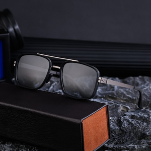 Gafas de Sol Polarizadas Cuadradas Negras para Hombre My-Ztt009, Lentes Tácticas Antideslumbrantes con Protección UV400, Estilo Instagram, Protección Solar para Conducir al Aire Libre - Product Image 3