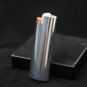 Venta al por mayor de fábrica: Funda de aleación de zinc cromada brillante para encendedor <span class=keywords><strong>BIC</strong></span> J6, accesorio para fumar con logotipo personalizado - Product Image 1