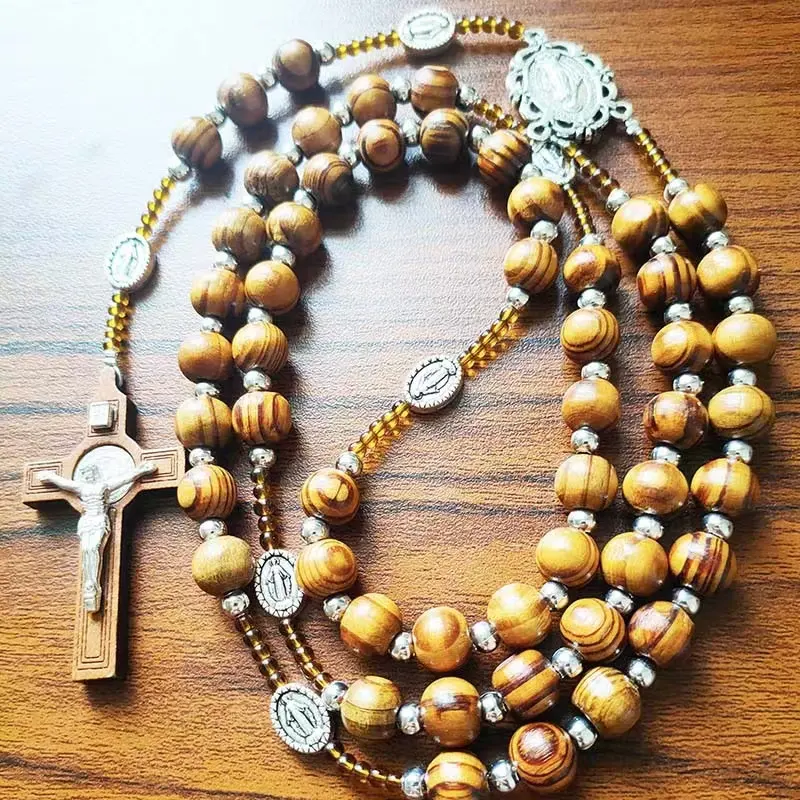 Perle di legno su misura rosario Vintage vergine maria centro perline Gesù croce ciondolo preghiera collana rosario