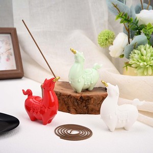 Quemador de incienso creativo de cerámica con diseño de adornos y la inscripción '<span class=keywords><strong>Money</strong></span> Coming Soon', bonito soporte de incienso con temática del año del caballo, regalo, soporte de incienso para interiores del hogar - Product Image 1