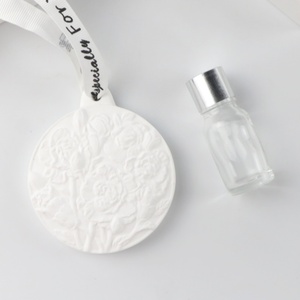 FinRu Armario colgante Coche Ambientador aromático Redondo Blanco Perfumado Cerámica Porcelana Flor Fragancia Difusor de aceite esencial - Product Image 6