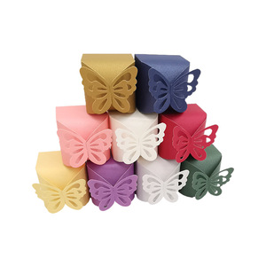 Caja <span class=keywords><strong>de</strong></span> Dulces Desechable con Fondo Cuadrado Hueco <span class=keywords><strong>de</strong></span> Mariposa Creativa al por Mayor, Empaque <span class=keywords><strong>de</strong></span> Cartón Perlado <span class=keywords><strong>para</strong></span> Chocolate y Dulces - Product Image 5