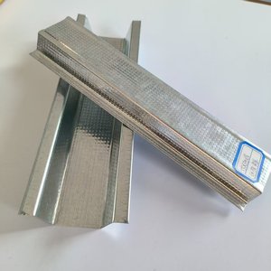 Méthode d'installation de plafond innovante, avec des montants en acier offrant une stabilité accrue - Product Image 5