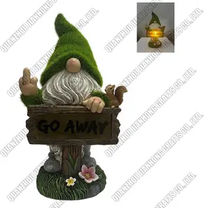 2024 High Quality Home And Garden Decor Poly Resin Garden Dwarf Statue With Solar Light