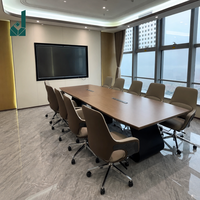 Ensemble de table et de chaises de conférence modernes en bois massif avec plateau rectangulaire pour salle de réunion d'entreprise