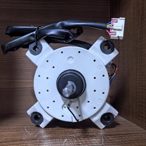 มอเตอร์เครื่องปรับอากาศไฮเออร์ SIC-310-25-1 พัดลมภายในแบบดีซี อะไหล่หมายเลข 0010401703 - Product Image 1