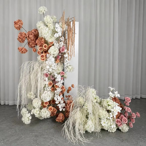 Arco de Flores Artificiales Rosas para Decoración de Bodas, Camino de Flores de Tela para Pasillo, Fondo de Arco de Flores Blancas y Rosas para Boda - Product Image 4
