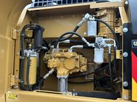 Pelle sur chenilles Caterpillar CAT 320 D2L d'occasion de 20 tonnes à vendre Mode Eco Économies de carburant Profondeur de creusement de 7.3m en stock
