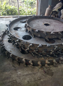 เครื่องขุดร่องระบบชลประทานทางการเกษตรประสิทธิภาพสูงเครื่องเซาะร่องบนถนนรถแทรกเตอร์ระบบกันสะเทือนหลังแบบแผ่นดิสก์สำหรับฟาร์ม - Product Image 5