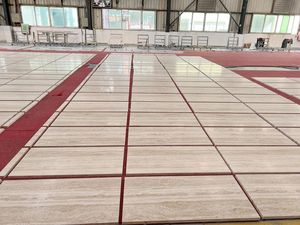 Travertine ภายนอกผนังตกแต่งธรรมชาติสีเบจ Travertine กระเบื้องปูพื้นกลางแจ้ง Travertine หิน - Product Image 3