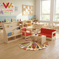 Ensemble de meubles Montessori pour enfants en bois : canapé, table, étagère et rangement pour maternelle, garderie et crèche