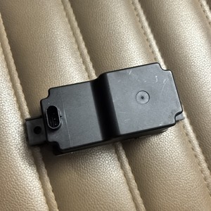 Módulo convertidor de regulador de voltaje Jinxing World A2059053414 para Mercedes-Benz W205 W204 W213 W222 - Product Image 1
