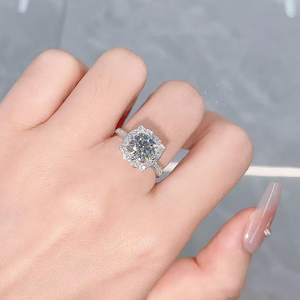Bague de fiançailles <span class=keywords><strong>solitaire</strong></span> de luxe en platine PT950 à quatre griffes avec diamant de laboratoire et or massif - Product Image 3