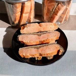 Golosinas Liofilizadas para Perros con Salmón, Altas en Omega-3 DHA y Astaxantina, Favorecen la Salud del Cabello, las Articulaciones y la Inmunidad, Snacks para Gatos - Product Image 2