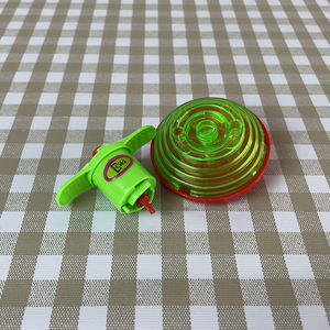 Vente chaude Classique Finger Control <span class=keywords><strong>Lanceur</strong></span> Gyroscope 3 Couleurs En Plastique Clignotant Gyro Light up Toupie Jouet - Product Image 2