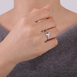 Myshape Bague Patte de Chat Mignonne en Forme d'Étoile en Acier Inoxydable Couleur Or pour Femme, Bijou Tendance Empreinte Animale, Cadeau d'<span class=keywords><strong>Anniversaire</strong></span> - Product Image 5