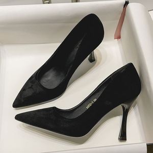 Zapatos de Tacón Alto Negros para Mujer, Estilo 2026, Tacones Finos, Cómodos, Punta en Pico, Zapatos Profesionales de Una Sola Pieza - Product Image 4