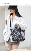 Nouvelle usine pas cher en gros niche diagonale sac à bandoulière à la mode pour femmes sac à bandoulière de luxe pour femmes