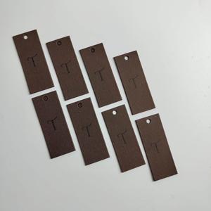 Etiquetas colgantes de papel con textura especial marrón y logotipo en relieve personalizado, etiquetas de lujo para ropa, etiquetas colgantes para prendas de vestir y joyería. - Product Image 5