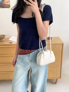 กระเป๋าทรงโบว์ลิ่งเนื้อผ้าเคลือบแว็กซ์น้ำมัน น่ารักและใช้งานได้หลากหลาย กระเป๋าสะพายไหล่แบบครึ่งวงกลมพร้อมซิป สำหรับปี 2025 รุ่นใหม่ กระเป๋าสะพายข้างแบบเดี่ยว - Product Image 5