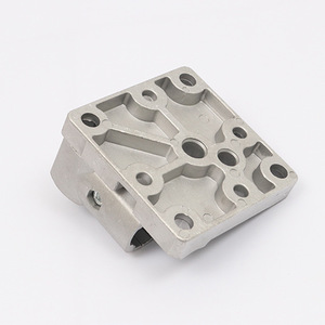 Hot bán tùy chỉnh tự động phía sau bánh xe trung tâm phía trước bánh xe mang <span class=keywords><strong>CNC</strong></span> phay các bộ phận máy quay bộ phận kim loại - Product Image 2