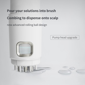 Brosse de massage du cuir chevelu 2-en-1 pour appliquer des huiles essentielles, des sérums et des traitements capillaires, favorisant la croissance des cheveux, 1 pièce - Product Image 2