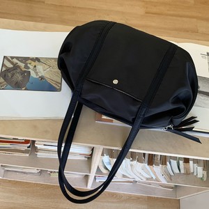 Bolsa de yoga de nailon de gran capacidad, impermeable, con cierre de cremallera, bolso de hombro para viajes y uso diario, negro y rosa - Product Image 2