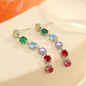 Серьги из высококачественной нержавеющей стали с позолотой 18 карат и инкрустацией цветными цирконами, осенне-зимняя коллекция Qingyuan, легкая роскошь - Product Image 4