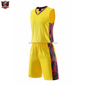 Ensemble maillot et shorts de basket-ball imprimés pour hommes et femmes, uniforme unisexe personnalisé de haute qualité et prix bon marché - Product Image 2