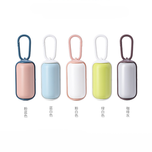 Precio al por mayor, dispensador de bolsas para caca de mascotas, <span class=keywords><strong>Mini</strong></span> dispensador portátil de bolsas de basura para perros y gatos al aire libre para mascotas - Product Image 1