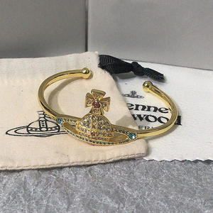 Brazalete de Latón con Diamantes Brillantes KiKa, Diseño de Saturno Grande, Elegante, Sencillo, de Alta Gama, que Realza la Belleza - Product Image 6