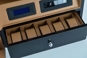 Mercado en línea chino Pantalla táctil LCD inteligente 4 + 6 Enrollador de reloj automático Cajón Gabinete Casillero seguro Enrollador de reloj para hombres Reloj - Product Image 5