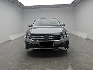 Bajo precio <span class=keywords><strong>Tiguan</strong></span> X Tracción automática de dos ruedas 2,0 T Gasolina está disponible en stock como un coche usado de cuero de cinco plazas - Product Image 2