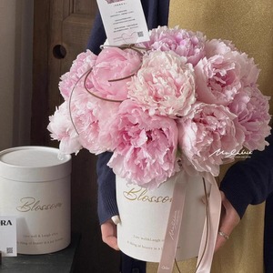 Buket hadiah kertas mawar Ibu kustom buket kotak bunga bulat mewah - Product Image 1