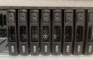 Thinksystem 3.84TB SAS SSD โซลิดสเตทไดรฟ์, PX05SRB384โมเดล, PN: 59ZDA1LW10E, FRU: 01PG589 - Product Image 4