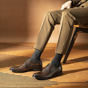 Chaussures en cuir tendance pour hommes 2026 – Chaussures habillées en cuir de vachette à bout rond, polies à la main, couleur rétro, pour mariage - Product Image 2