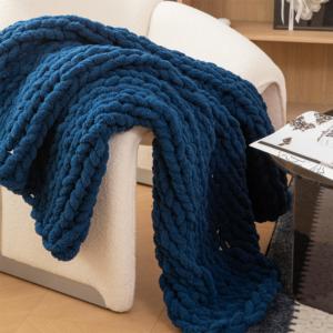 Couvertures lestées tricotées à la main en chenille épaisse épaisse pour l'hiver - Product Image 5