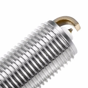 หัวเทียน NGK จากโรงงานโดยตรง สต็อกจำนวนมากพร้อมส่ง อะไหล่จุดระเบิดรถยนต์ จัดส่งรวดเร็วสำหรับคำสั่งซื้อเร่งด่วนของลูกค้า - Product Image 4