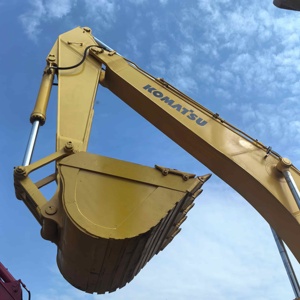 Excavadora Kobelco PC400 Amarilla sobre Orugas, 40 Toneladas, Motor Usado, Equipo de Construcción - Product Image 5